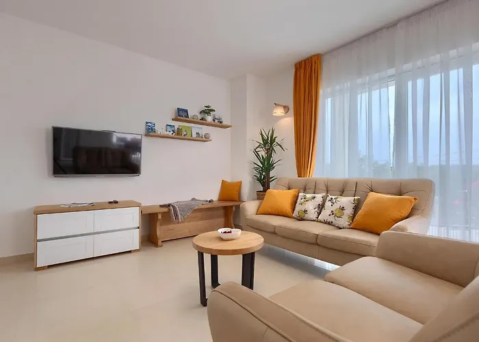 Holiday home Camellia Trget